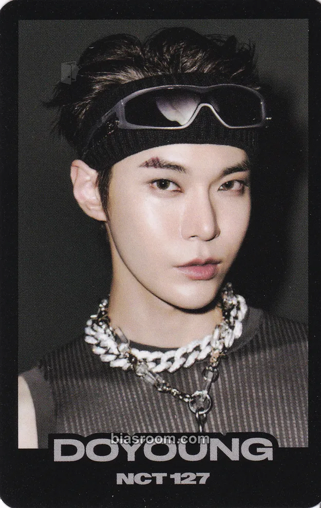 Doyoung 2 BADDIES MD Photocard - NCT 127 - NCT 127 K-pop photocard
