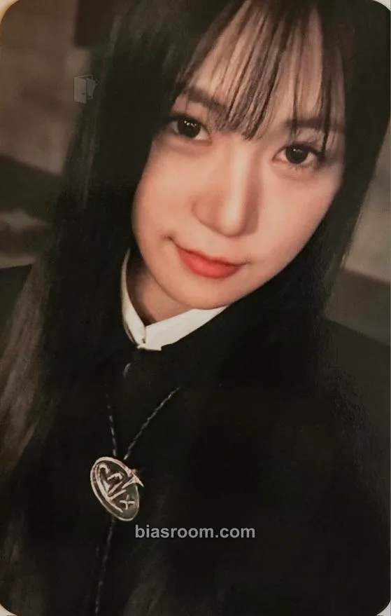 Taerin ERLU BLUE Photocard - ifeye - ifeye K-pop photocard