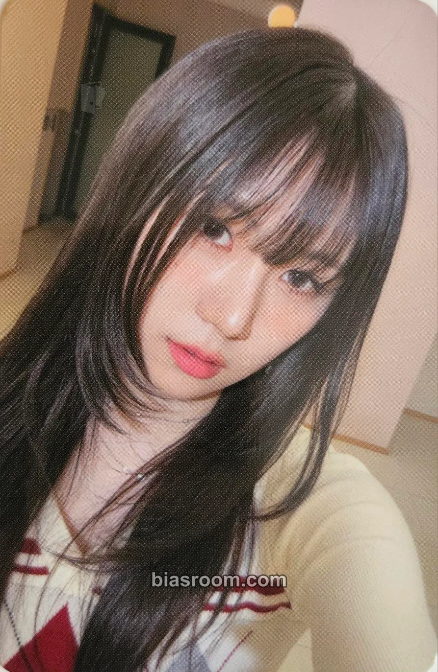 Taerin ERLU BLUE Photocard - ifeye - ifeye K-pop photocard