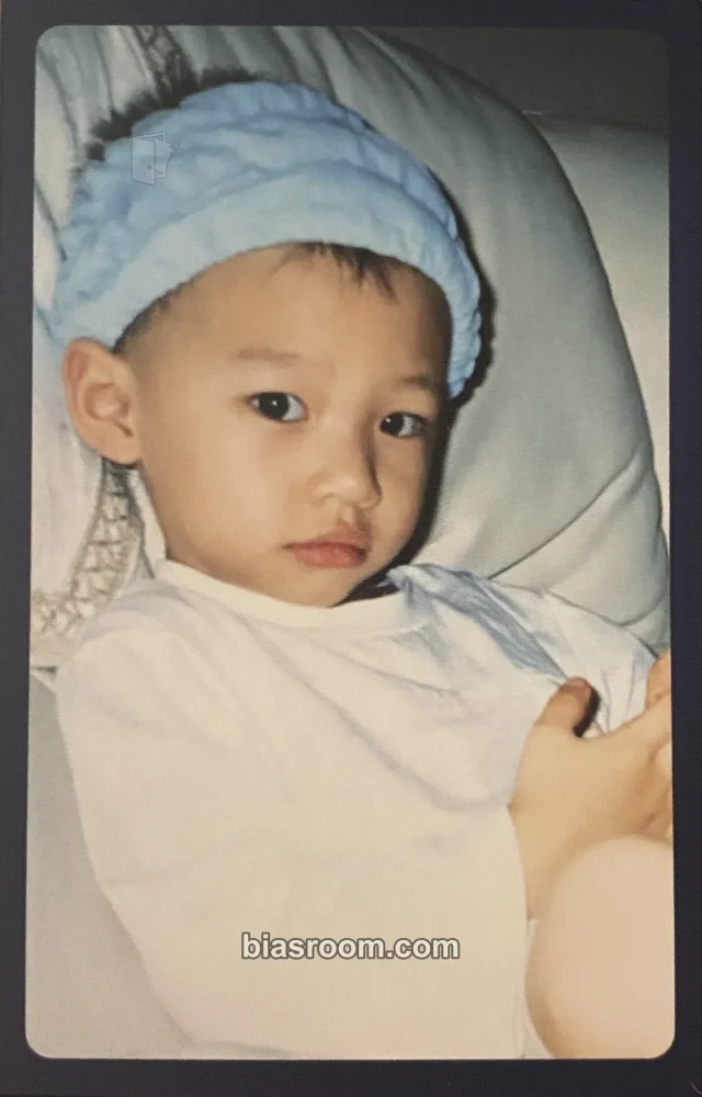 Stray Kids - Hyunjin - I am NOT Album album photocard baby ver.
