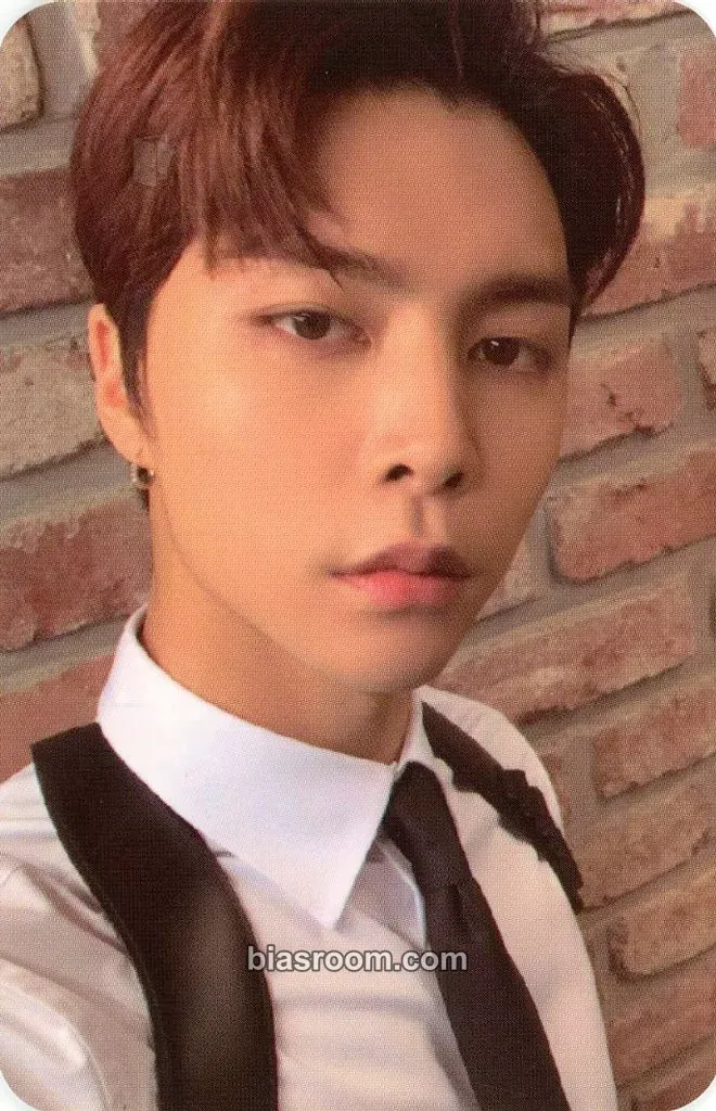 Johnny 2021 Season’s Greetings Photocard - NCT 127 - NCT 127 K-pop photocard
