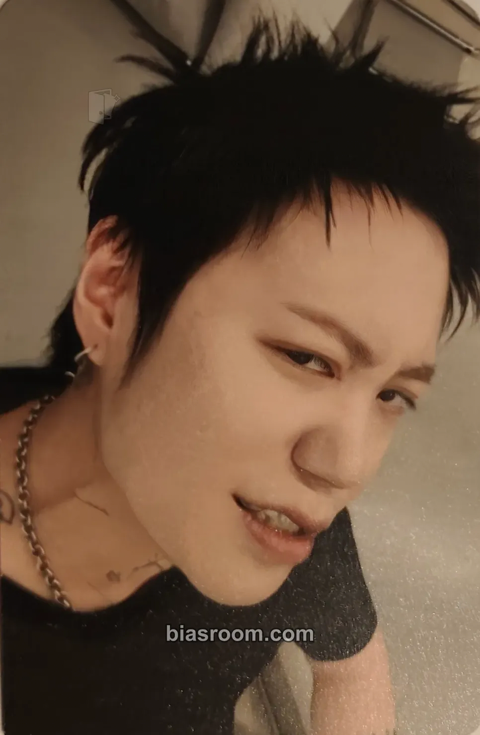 BLOO Out of The BLOO: EUROPE TOUR 2025 Photocard - BLOO K-pop photocard