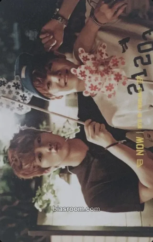 BTS - Jin & SUGA - NOW 1 (Thailand) Other unit venue-limited lucky draw