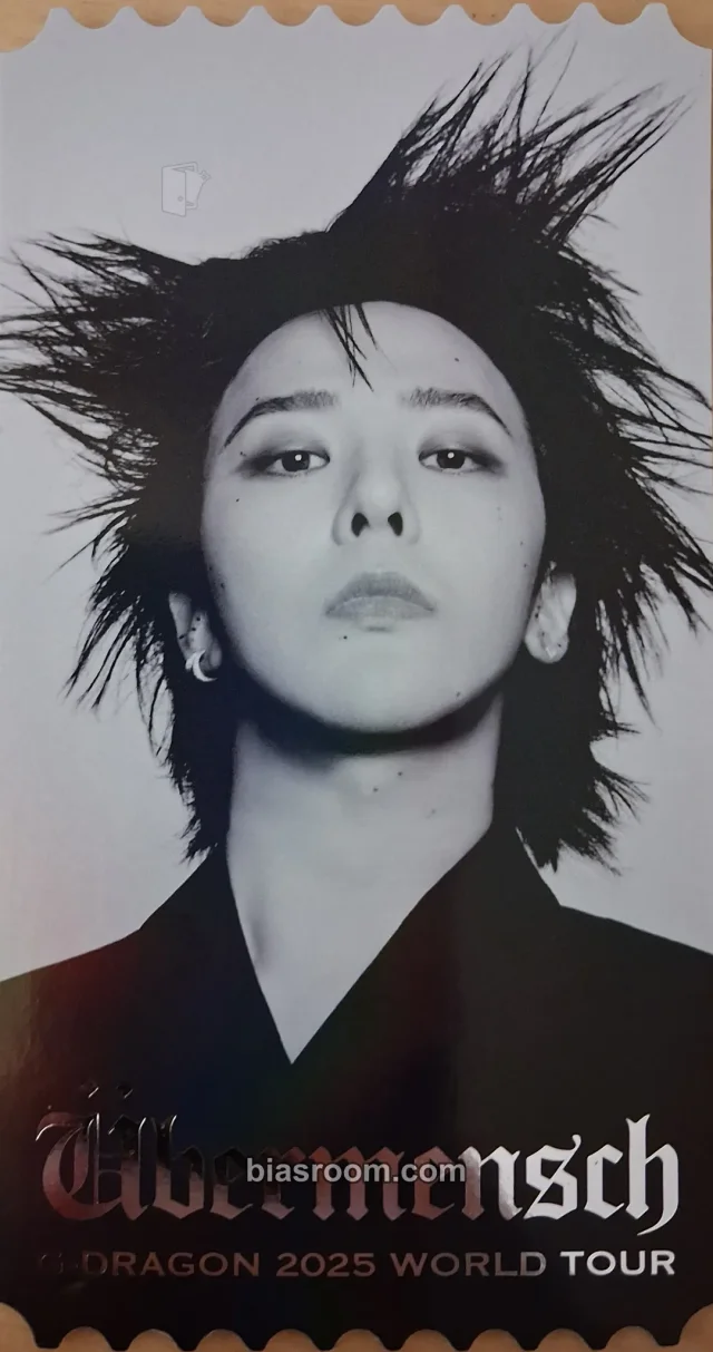 G-Dragon - G-Dragon - G-DRAGON 2025 WORLD TOUR [Übermensch] IN PARIS Event merch photocard Paris exclusive double-sided photo ticket