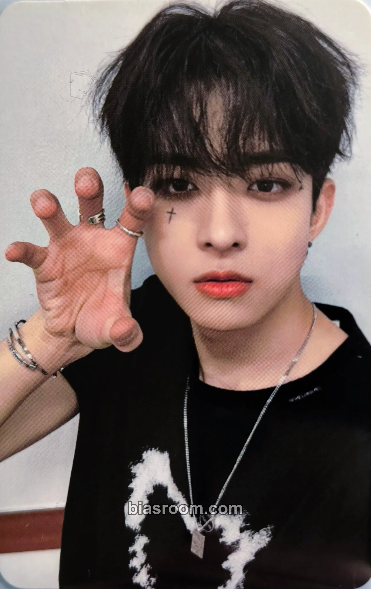 Subin Chaos Photocard - VICTON - VICTON K-pop photocard