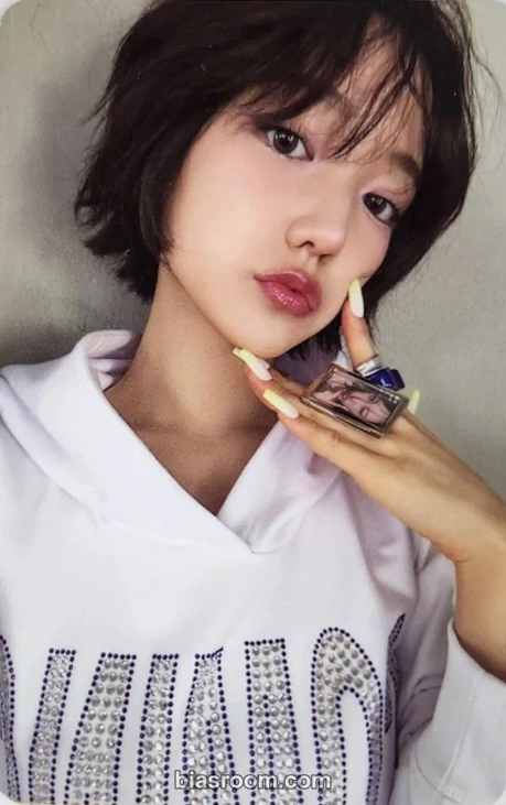 Jiyu UNCUT GEM Photocard - KiiiKiii - KiiiKiii K-pop photocard