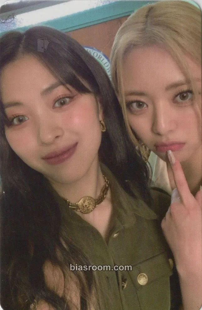 CHECKMATE Photocard - ITZY - ITZY K-pop photocard