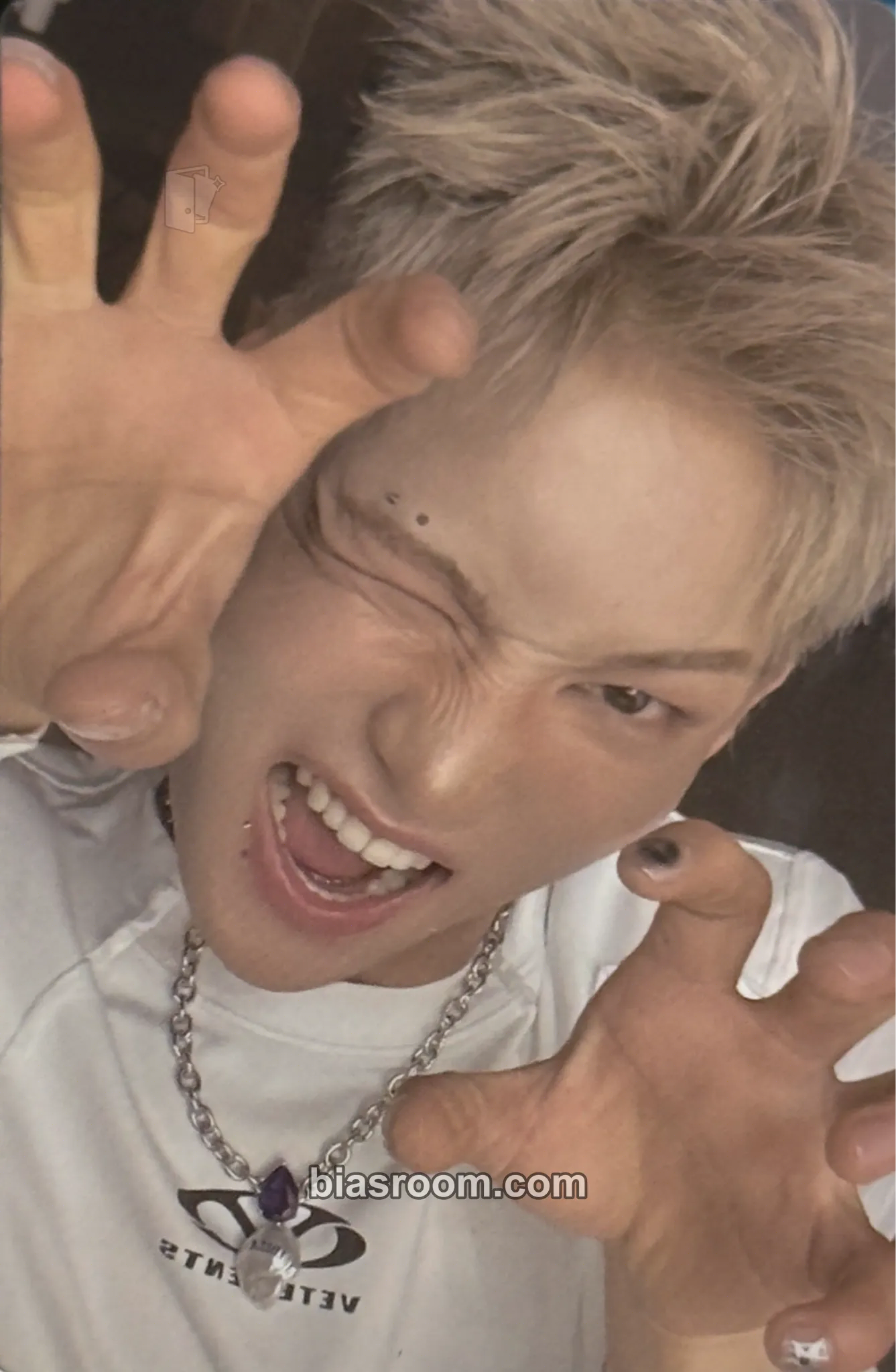 Hyuk The 1st Verse Photocard - 1Verse - 1Verse K-pop photocard