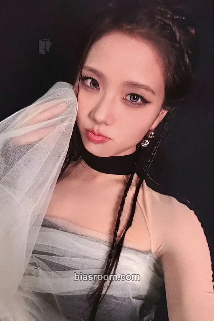 Jisoo AMORTAGE (Jisoo solo) Photocard - BLACKPINK - BLACKPINK K-pop photocard