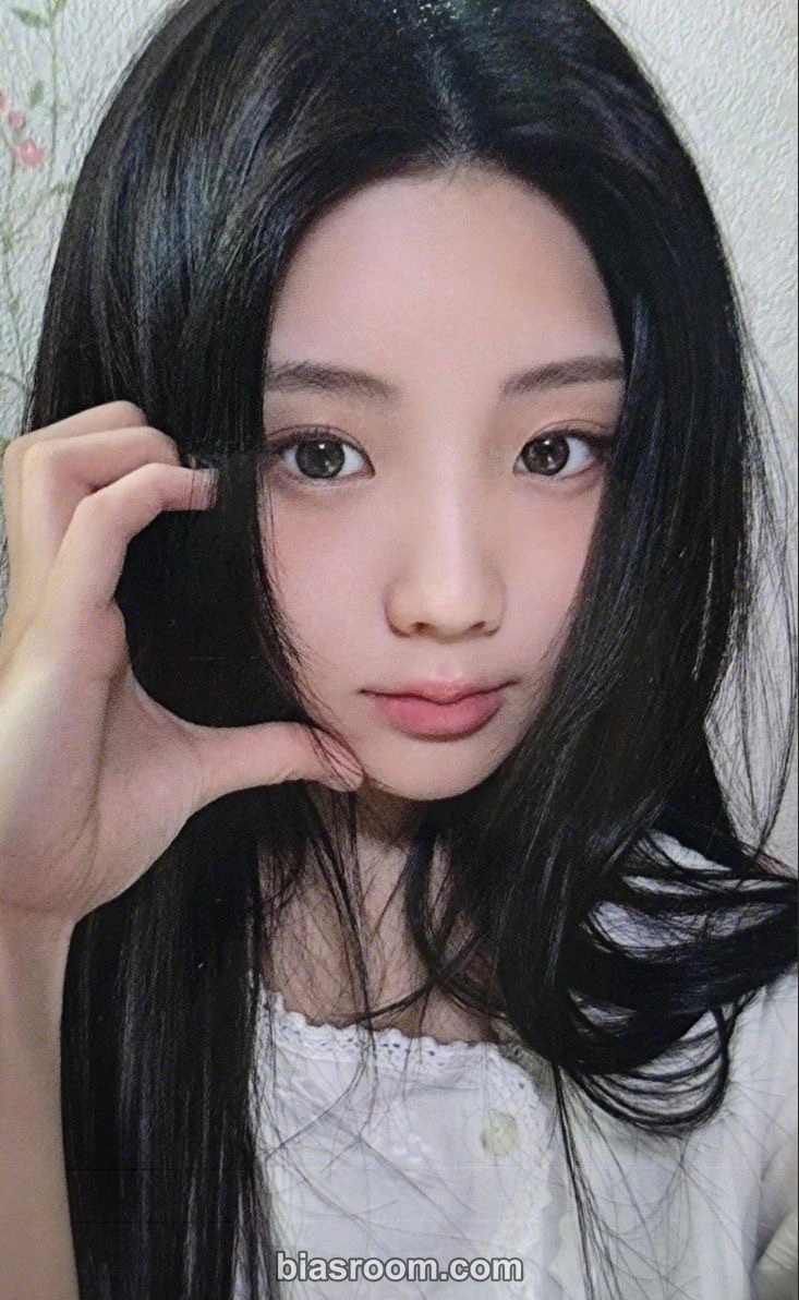 Wonhee SUPER REAL ME Photocard - ILLIT - ILLIT K-pop photocard