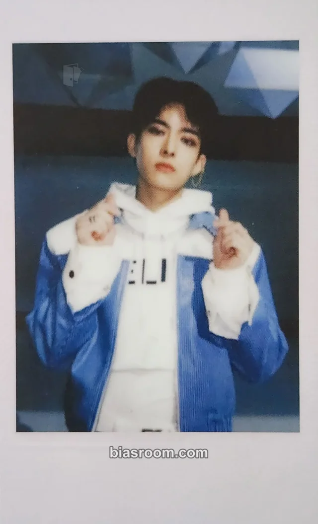VICTON - Subin - Chronograph  Album lucky draw (LD) polaroid pob (pre-order benefit) apple music