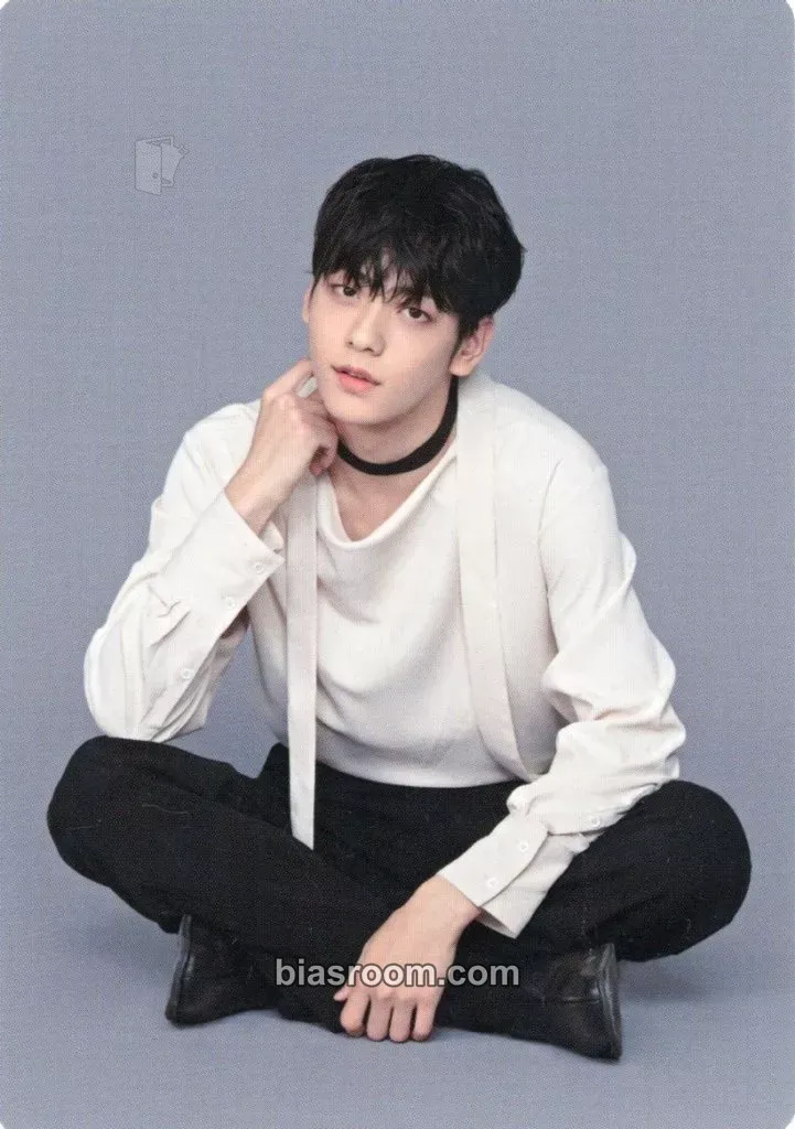 Soobin Act: Boy Photocard - TOMORROW X TOGETHER - TOMORROW X TOGETHER K-pop photocard