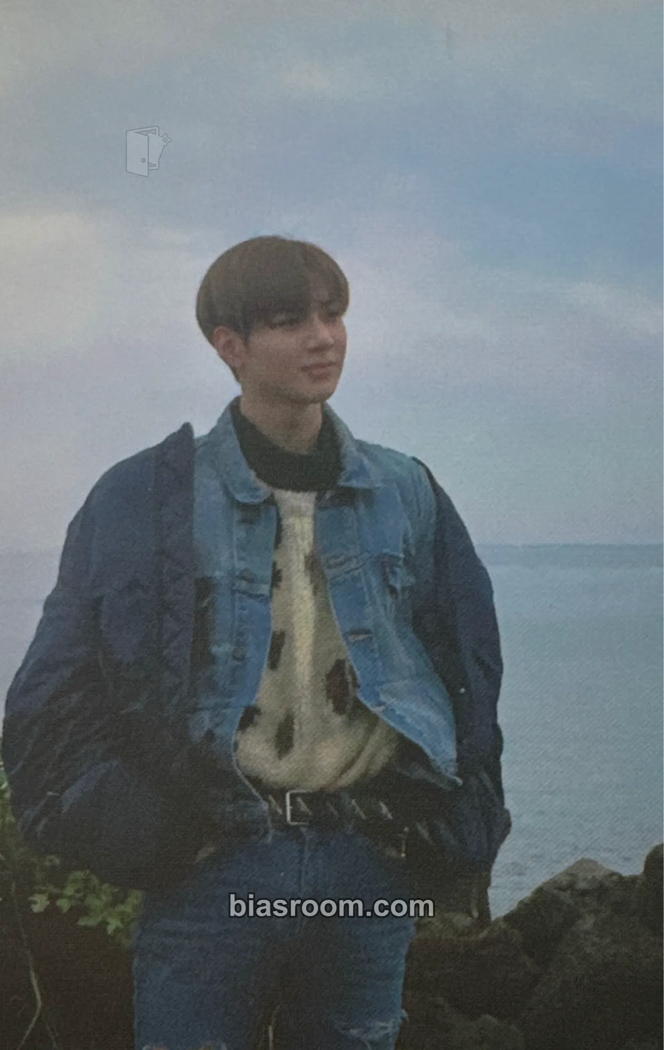 Taemin MOVE-ing - The 2nd Album Repackage Photocard - Taemin K-pop photocard