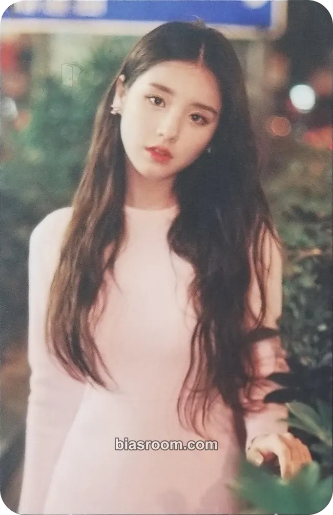 HeeJin Love&Live Photocard - LOONA - LOONA K-pop photocard