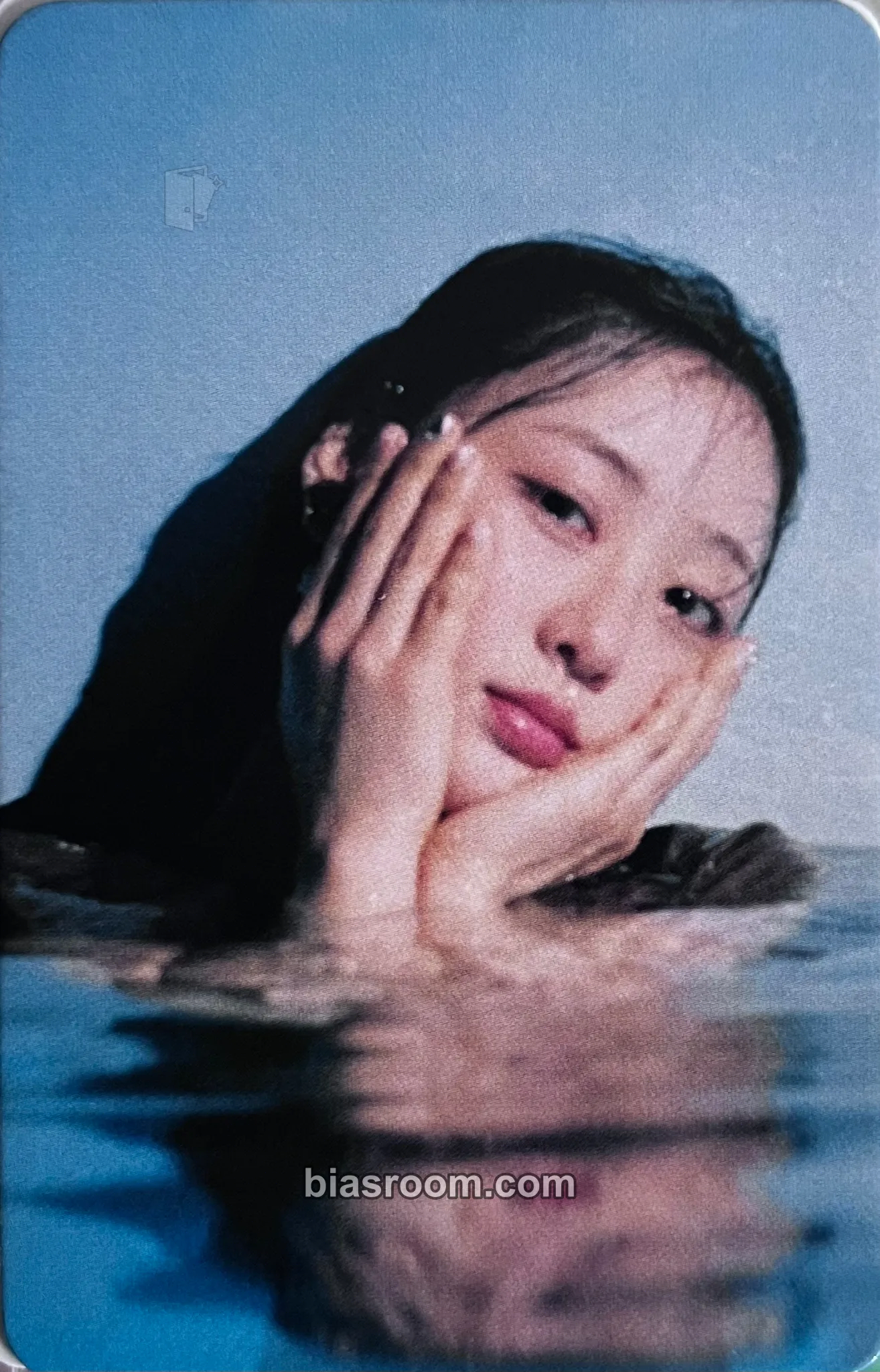 Yves LOOP Photocard - Yves - Yves K-pop photocard