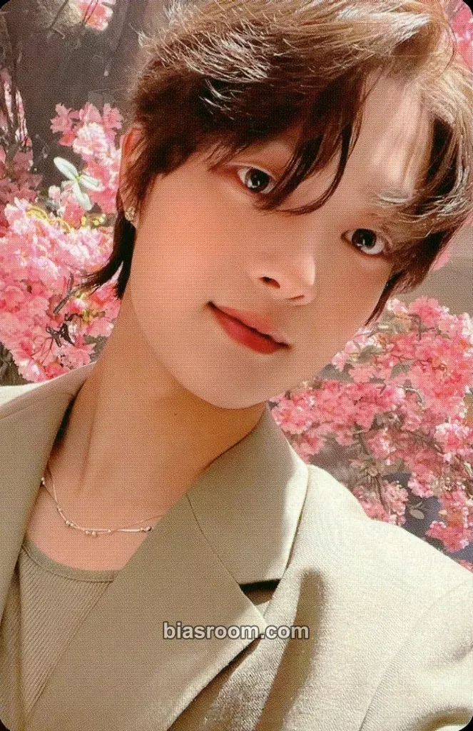 EJ Yukiakari Photocard - &TEAM - &TEAM K-pop photocard