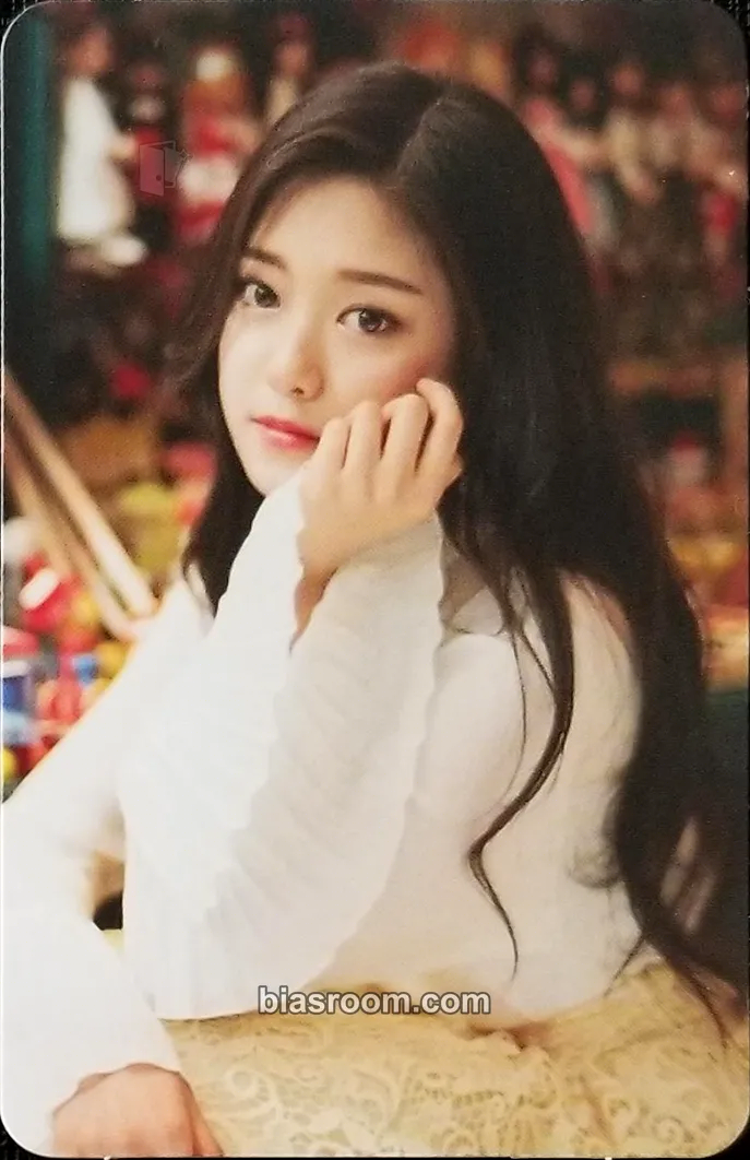 HyunJin Love&Evil Photocard - LOONA - LOONA K-pop photocard