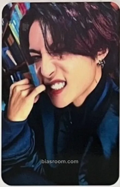 Yangyang Frequency Photocard - WayV - WayV K-pop photocard