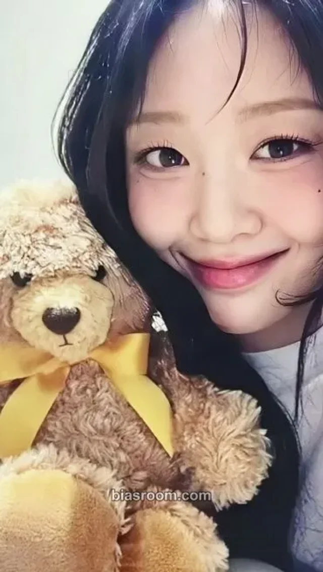 Yves  - Yves - I Did Album Music&Drama offline fansign