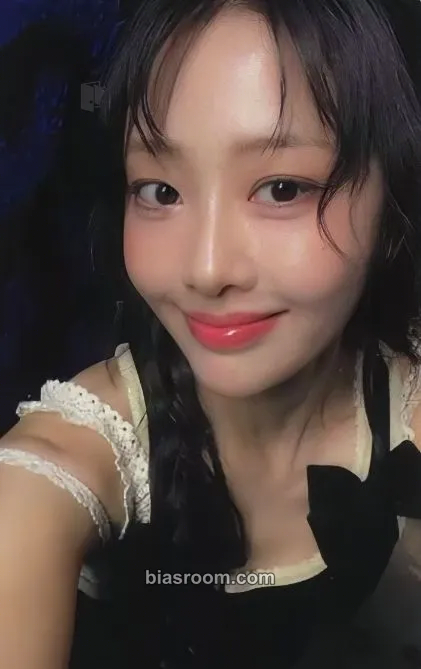 Yves I Did Photocard - Yves - Yves K-pop photocard