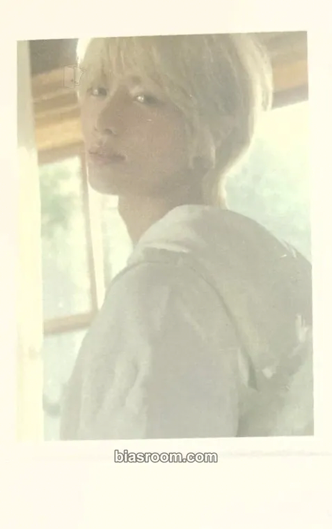 Beomgyu The Star Chapter: Sanctuary Photocard - TOMORROW X TOGETHER - TOMORROW X TOGETHER K-pop photocard