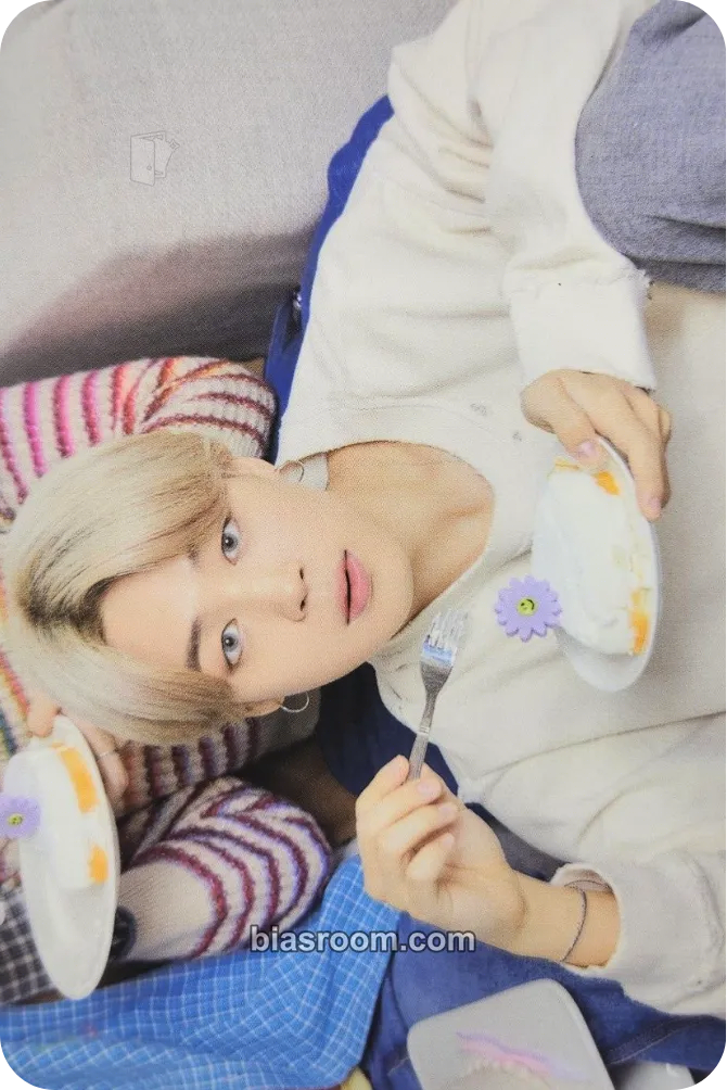 Jimin Yet To Come in Busan Photocard - BTS - BTS K-pop photocard