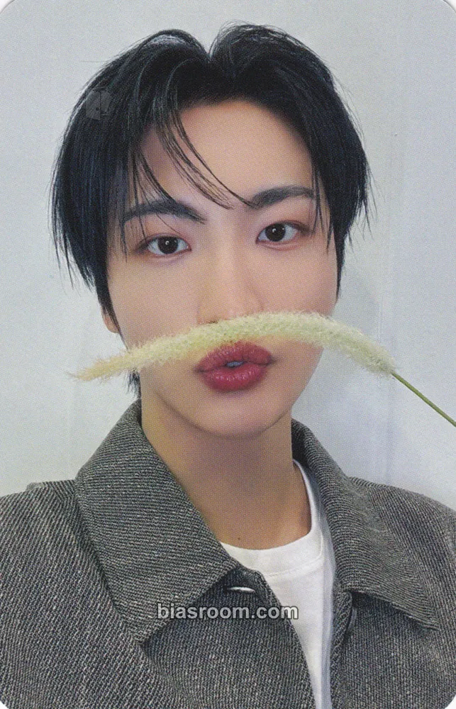 Seonghwa GOLDEN HOUR : Part.3 Photocard - ATEEZ - ATEEZ K-pop photocard