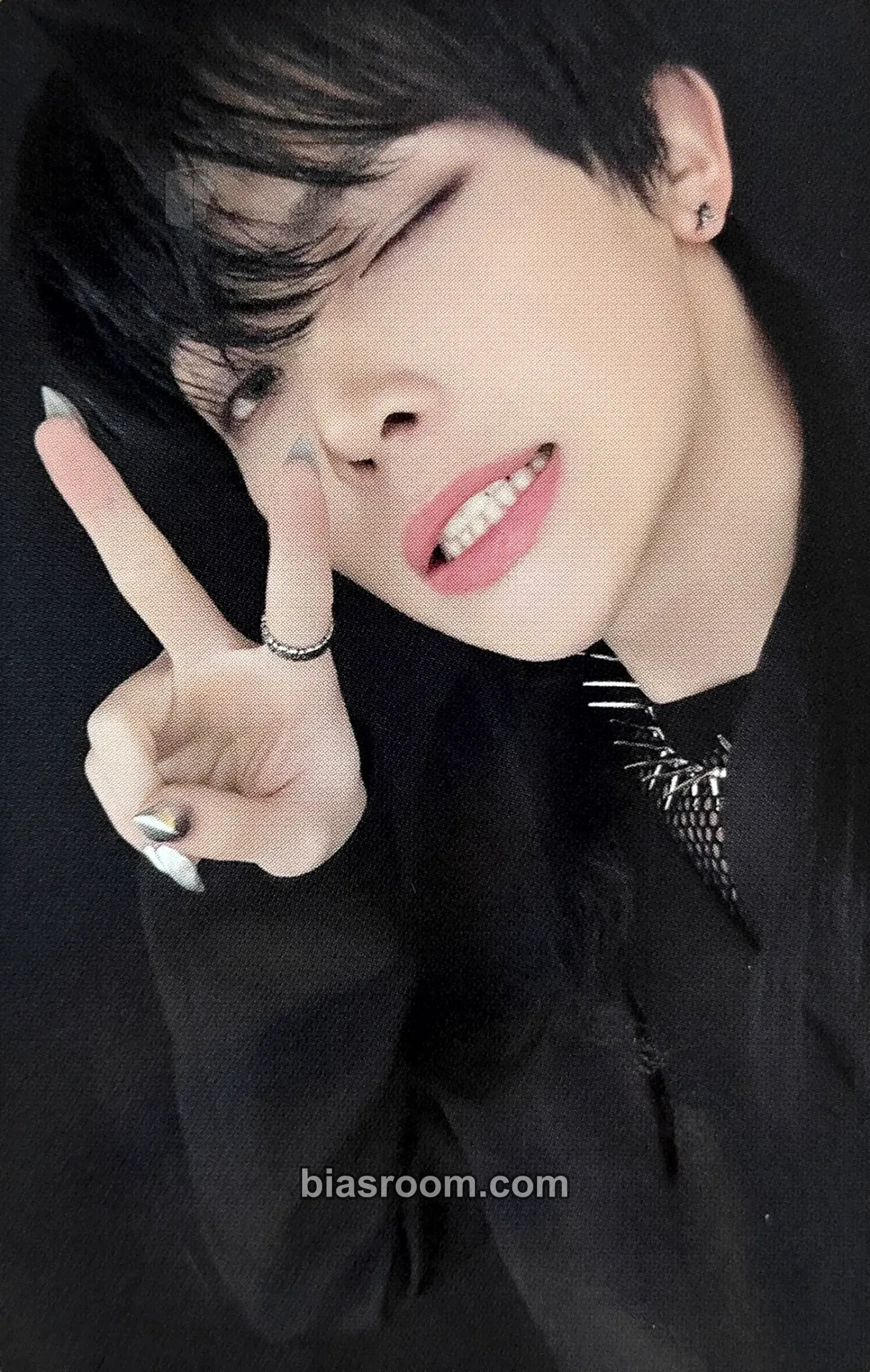 Nicholas Go in Blind - EP Photocard - &TEAM - &TEAM K-pop photocard