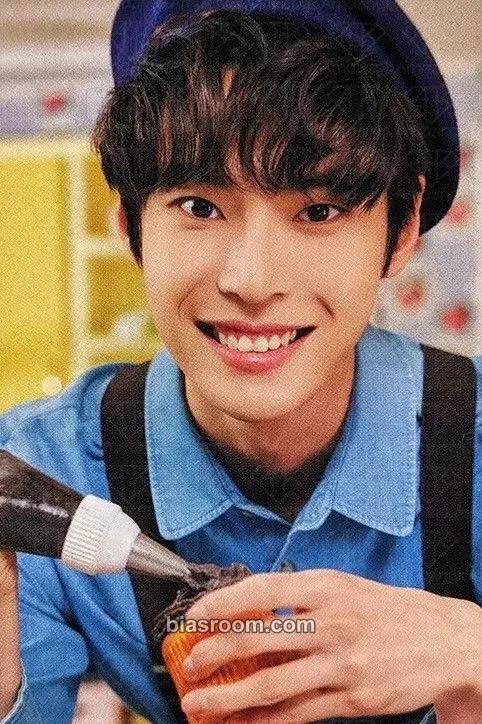 Doyoung Baker House Photocard - NCT 127 - NCT 127 K-pop photocard