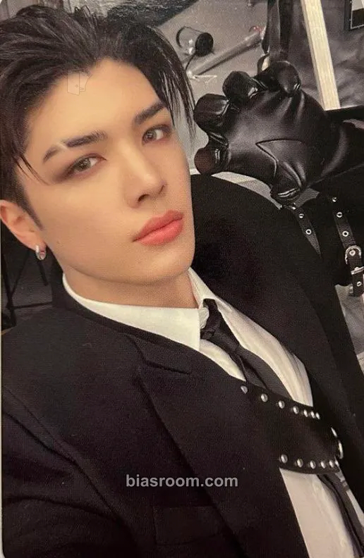 Maki Go in Blind - EP Photocard - &TEAM - &TEAM K-pop photocard