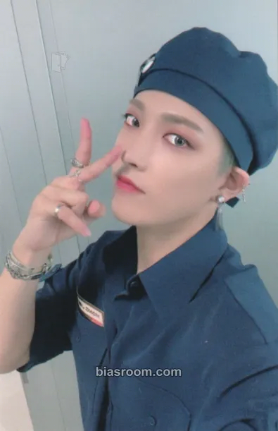 Hongjoong ZERO : FEVER Part.1 Photocard - ATEEZ - ATEEZ K-pop photocard