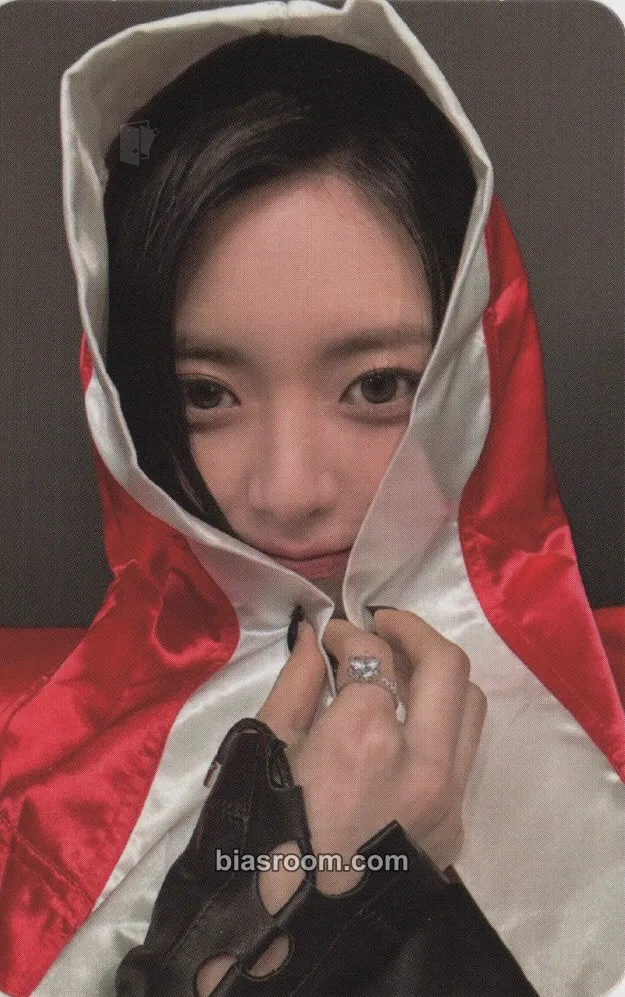 Yuna KILL MY DOUBT Photocard - ITZY - ITZY K-pop photocard