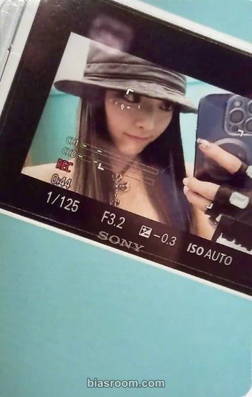Yuna KILL MY DOUBT Photocard - ITZY - ITZY K-pop photocard