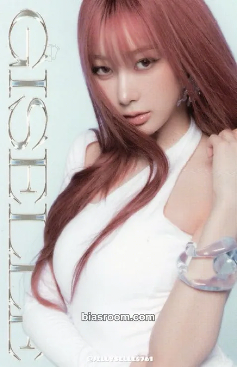 Giselle SYNK : aeXIS LINE Photocard - aespa - aespa K-pop photocard