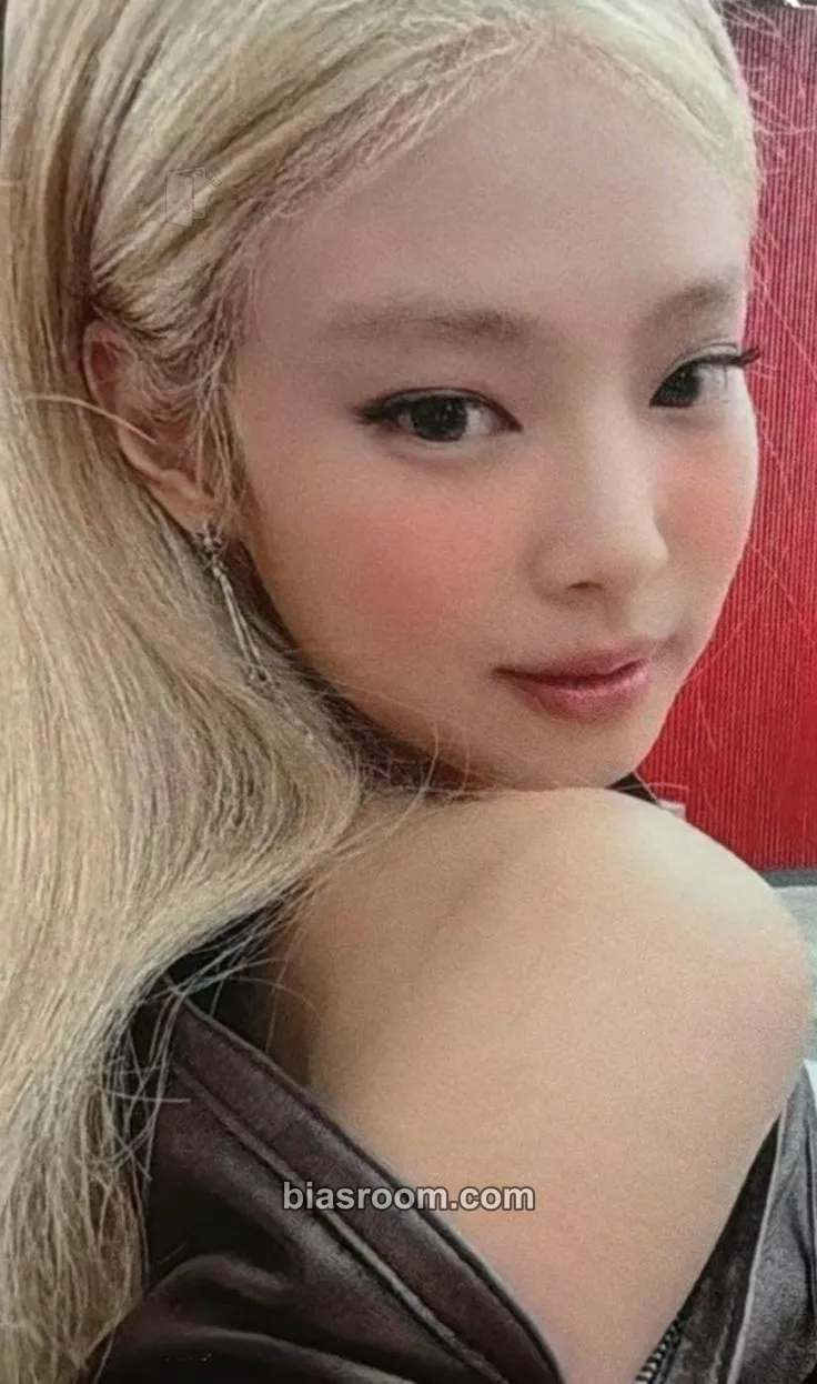 Jennie Mantra (Jennie solo) Photocard - BLACKPINK - BLACKPINK K-pop photocard