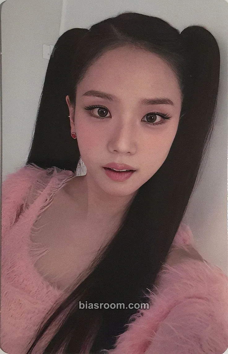 Jisoo AMORTAGE (Jisoo solo) Photocard - BLACKPINK - BLACKPINK K-pop photocard