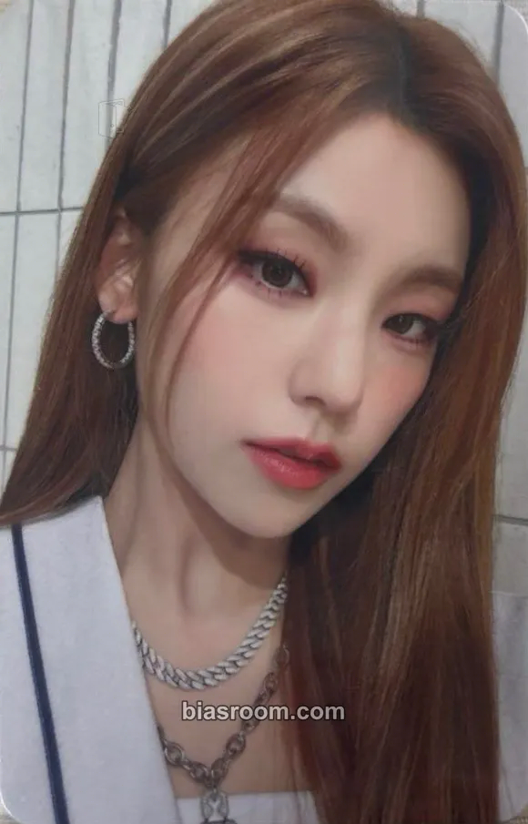 Yeji KILL MY DOUBT Photocard - ITZY - ITZY K-pop photocard