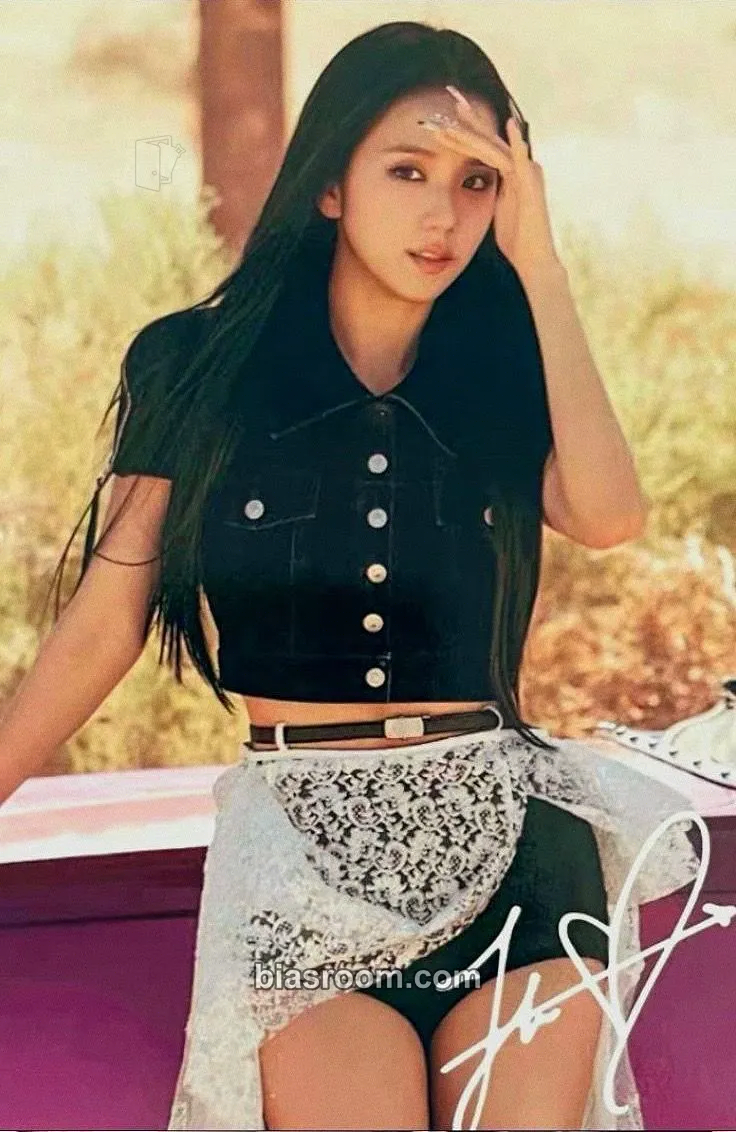 Jisoo 'Deadline' 3rd World Tour Photocard - BLACKPINK - BLACKPINK K-pop photocard
