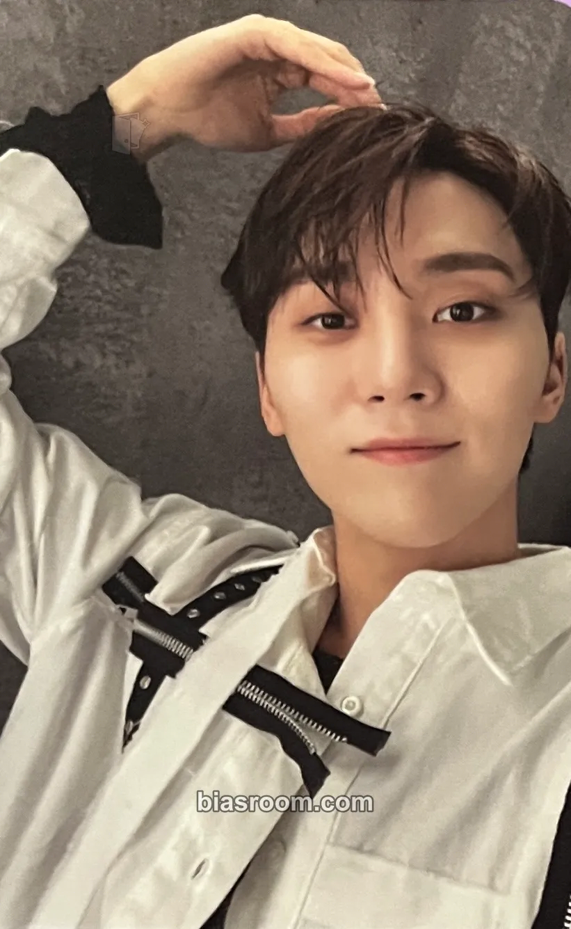 Seungkwan Face the Sun Photocard - SEVENTEEN - SEVENTEEN K-pop photocard
