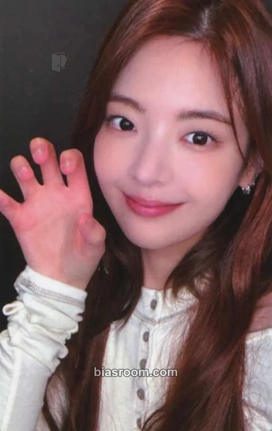 Lia GOLD Photocard - ITZY - ITZY K-pop photocard