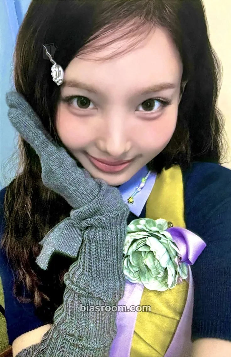 Nayeon TEN: The Story Goes On Photocard - TWICE - TWICE K-pop photocard