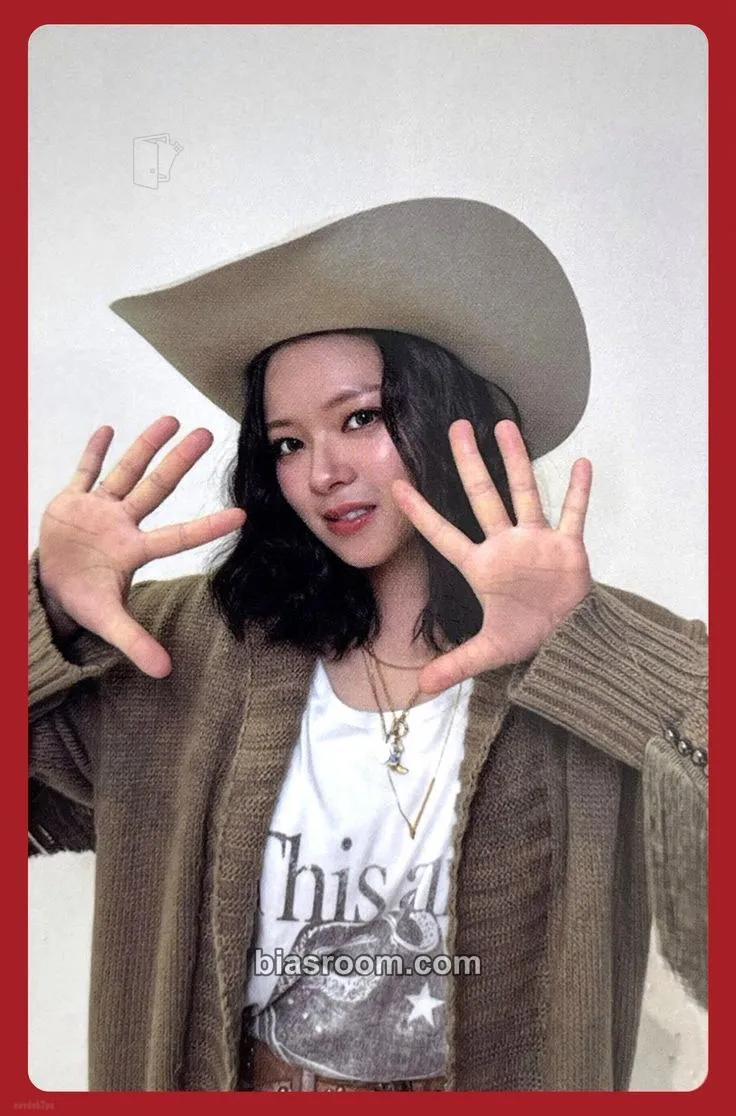 Jeongyeon TEN: The Story Goes On Photocard - TWICE - TWICE K-pop photocard