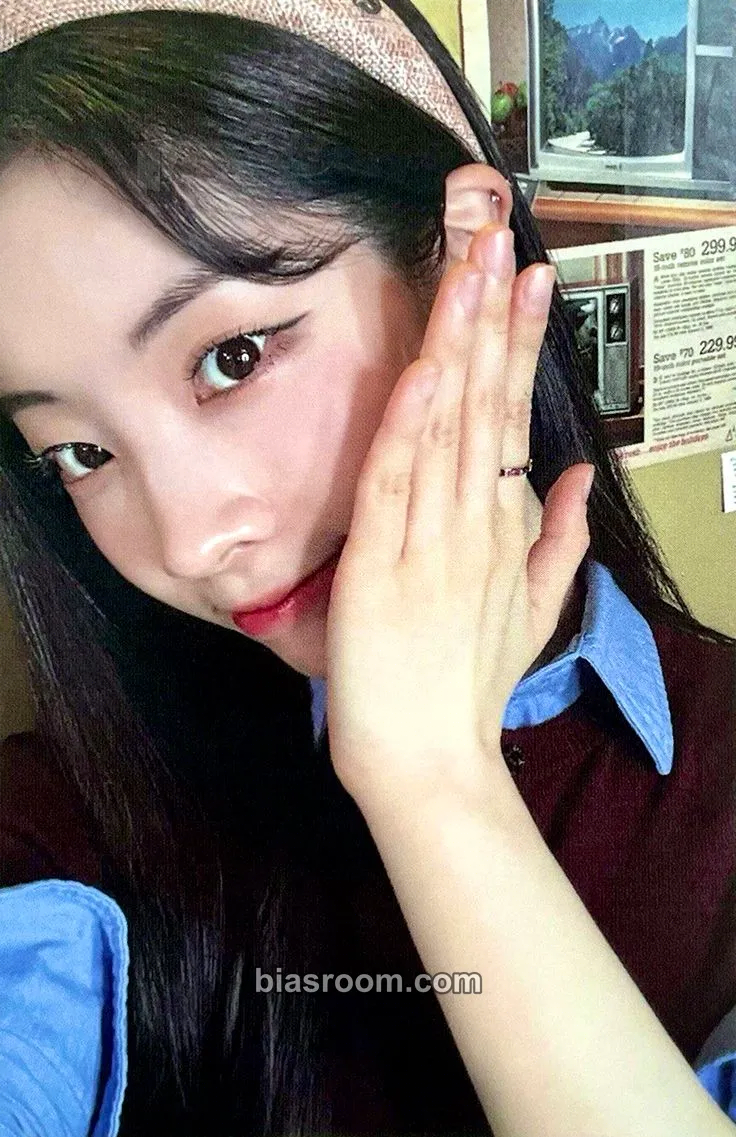 Dahyun TEN: The Story Goes On Photocard - TWICE - TWICE K-pop photocard