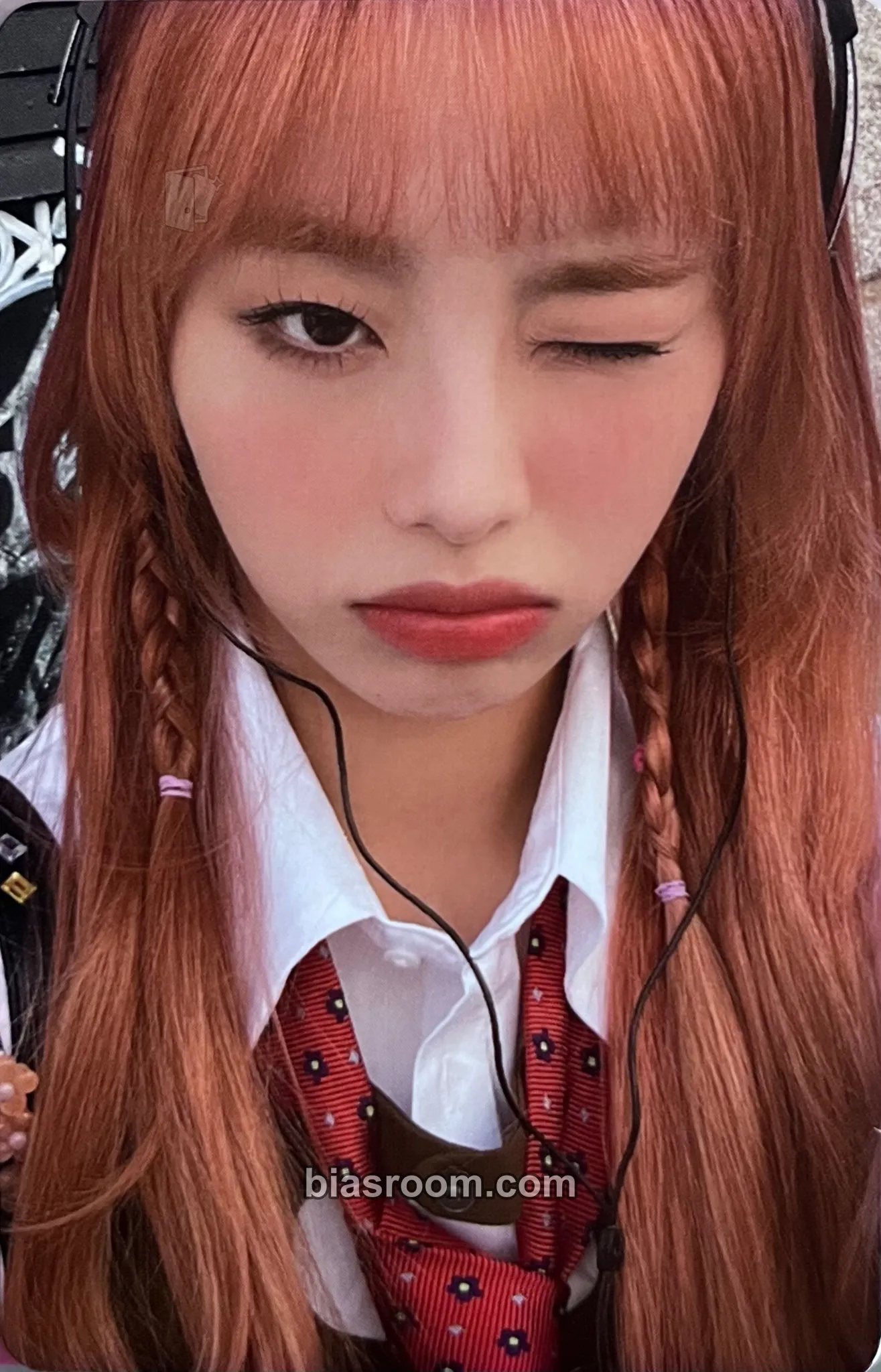 Chuu Howl Photocard - Chuu K-pop photocard