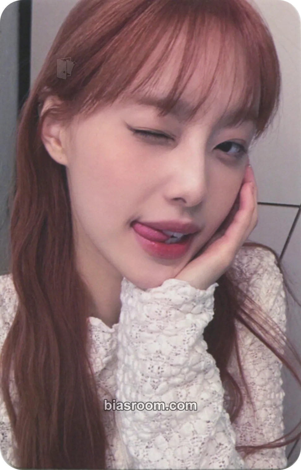 Chuu Howl Photocard - Chuu K-pop photocard