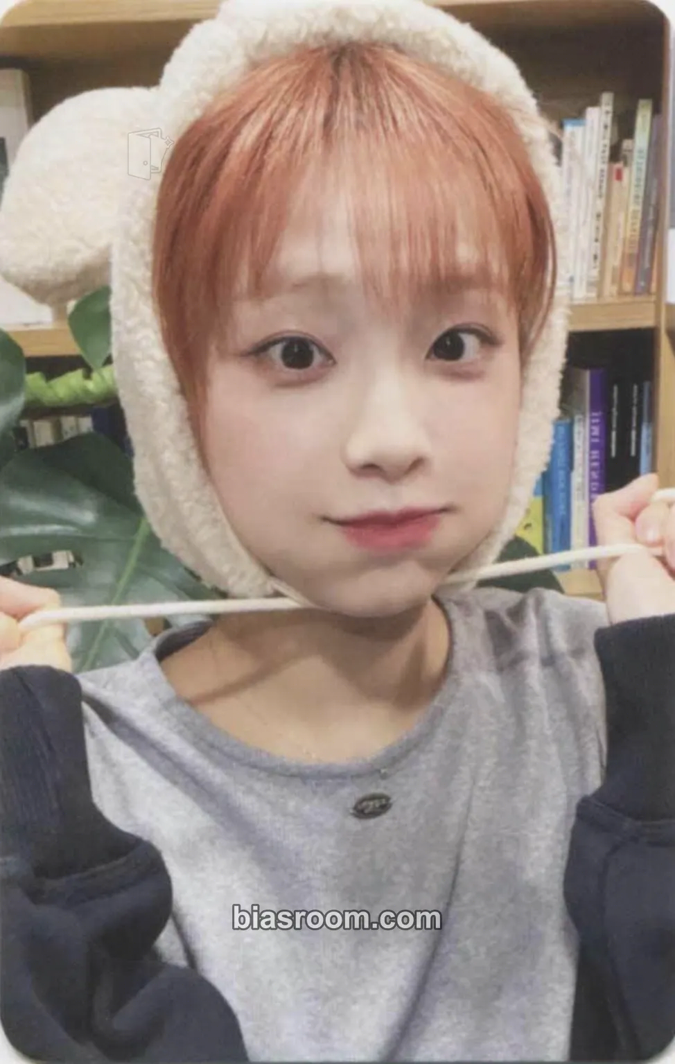 Chuu Howl Photocard - Chuu K-pop photocard