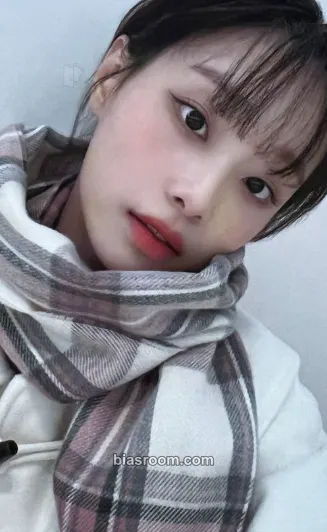 Chuu Howl Photocard - Chuu K-pop photocard
