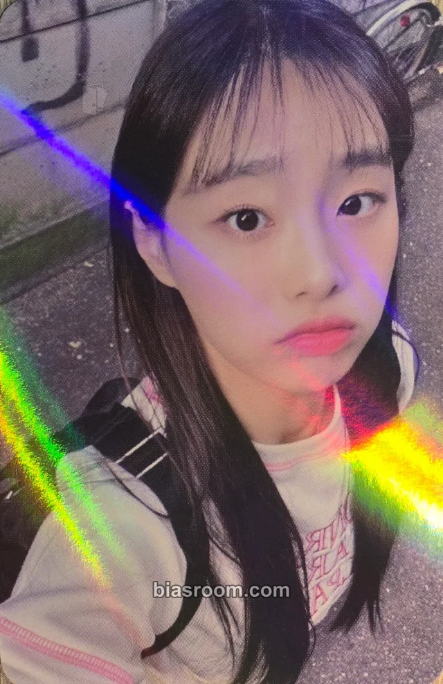 Chuu - Chuu - Howl Album Holographic