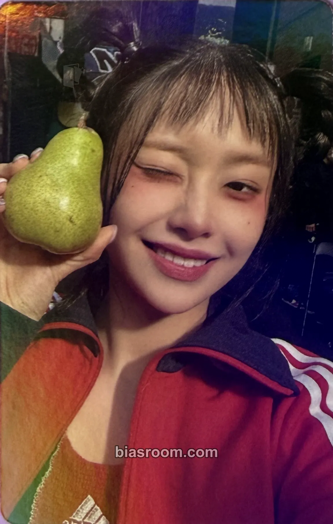 Chuu Strawberry Rush Photocard - Chuu K-pop photocard