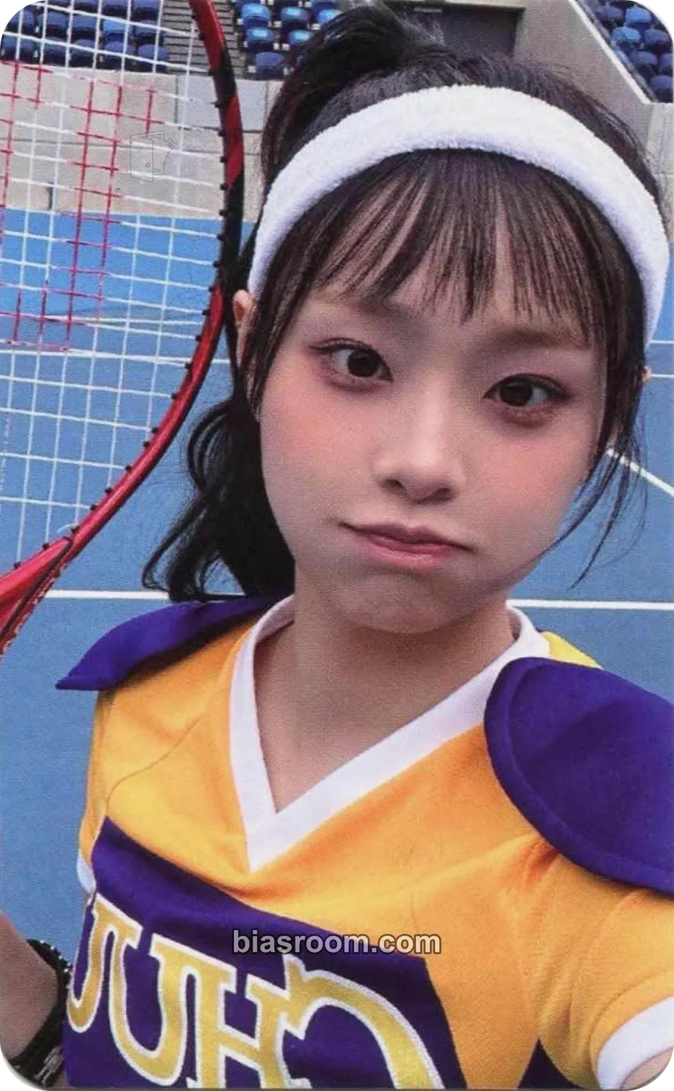 Chuu Strawberry Rush Photocard - Chuu K-pop photocard
